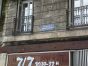  fenêtres et plaque de rue